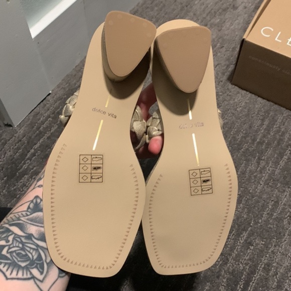 Dolce Vita NEW Ronin Light Gold Braided Sandal - Picture 4 of 7